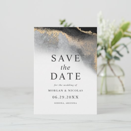 Elegant Black en Gold Marble Photo Save the Date (Staand voorkant)