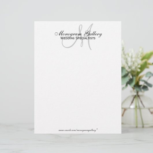 Elegant Black en White Monogram Letterhead Briefhoofd Sjabloon (Staand voorkant)