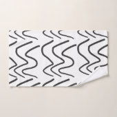 Elegant Black en White Wavy Stripe Pattern Bad Handdoek (Handdoek)