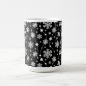 Elegant Black en Winter White Snowflake Pattern Koffiemok (Center)