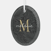 Elegant Black Floral Gold Script Monogram Glas Ornament (Voorkant links)
