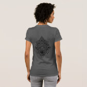 Elegant Black Floral Paisley Mandala T-shirt (Achterkant volledig)