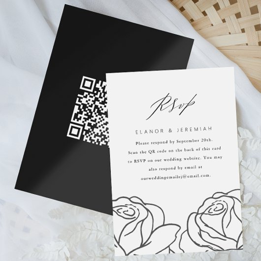 Elegant Black Floral Wedding RSVP met QR-code Kaartje