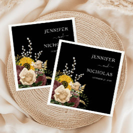 Elegant Black Floral Wedding Servet