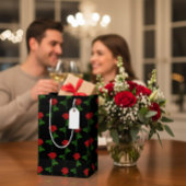 Elegant Black Gift Bag with Hand-Drawn Red Roses Medium Cadeauzakje