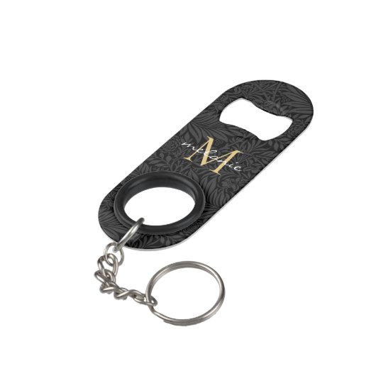 Elegant Black Gold Floral Script Monogram Mini Flessenopener (Achterkant Gekanteld)