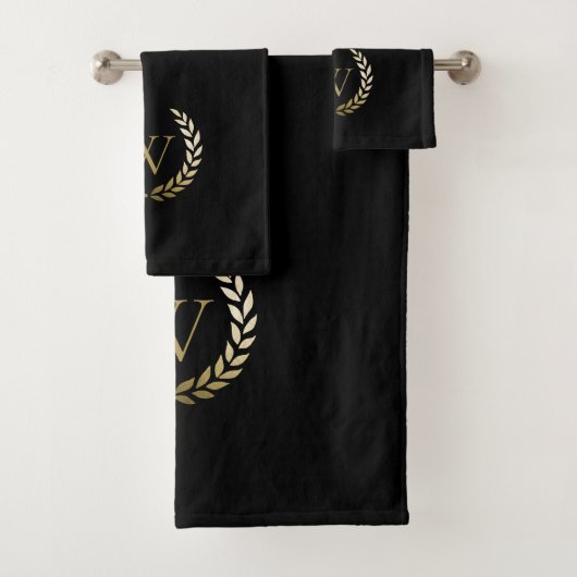 Elegant Black Gold Laurel Wreater Monogram Bad Handdoek (Insitu)