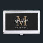 Elegant Black Gold Monogram Girly Script Name Visitekaarthouder<br><div class="desc">Elegant Black Gold Monogram Girly Script Name Business Card Case. Pas dit moderne,  elegante visitekaartje hoesje eenvoudig aan met uw eigen monogram en naam.</div>