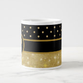 Elegant Black & Gold Monogram Grote Koffiekop (Voorkant)