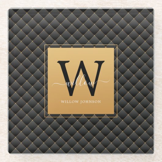 Elegant Black Gold Monogram Initiaal Script Modern Glazen Onderzetter (Voorkant)