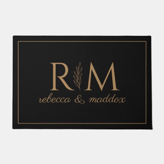 Elegant Black Gold Monogram Script Deurmat (Voorkant)