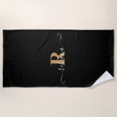 Elegant Black Gold Monogram Script Name Strandlaken (Voorkant)