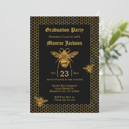Elegant Black Gold Queen Beehive Afstuderen Kaart (Staand voorkant)