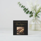 Elegant Black Gold Script Chocolatier Photo QrCode Vierkante Visitekaartje (Staand voorkant)