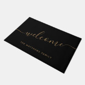 Elegant Black Gold Script Family Name Welkom Deurmat (Schuin)