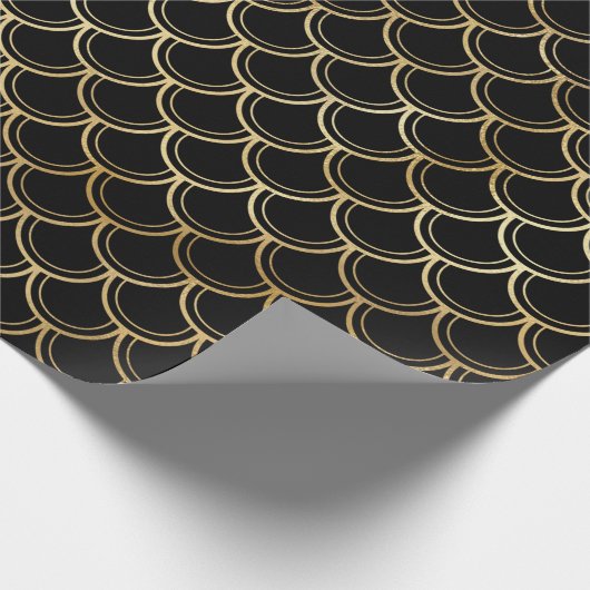 Elegant Black Gold Shimmer Mermaid Scales Birthday Cadeaupapier (Hoek)