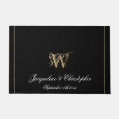 Elegant Black Monogram Names Pas getrouwd Wedding Deurmat (Voorkant)
