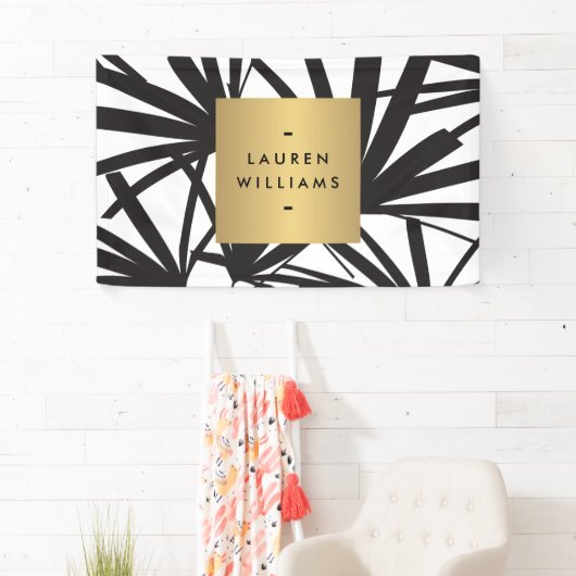 Elegant Black Palm Fronds met Gold Name plate Logo Spandoek (Insitu)