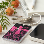 Elegant Black Pink Damask Diamond Bow Monogram Sleutelhanger (Voorkant Rechts)