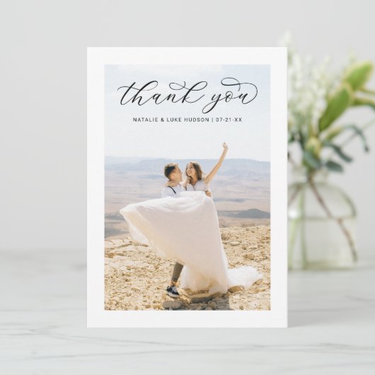 Elegant Black Script Personalized Weddenfoto Bedankkaart (Staand voorkant)
