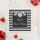 Elegant Black Silver Glitter Silver Roos Sweet 16 Servet (Insitu)