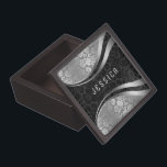 Elegant Black & Silver Grey Floral DamasPattern Premium Cadeau Doosje<br><div class="desc">Elegante monogram meisjesachtige bloemige zwarte en zilvergrijze tinten damasks. Als je hulp nodig hebt bij het aanpassen van een van mijn design,  neem dan contact op met ArtOnWear designer. Gratis tekstopmaak met live help beschikbaar op aanvraag.</div>