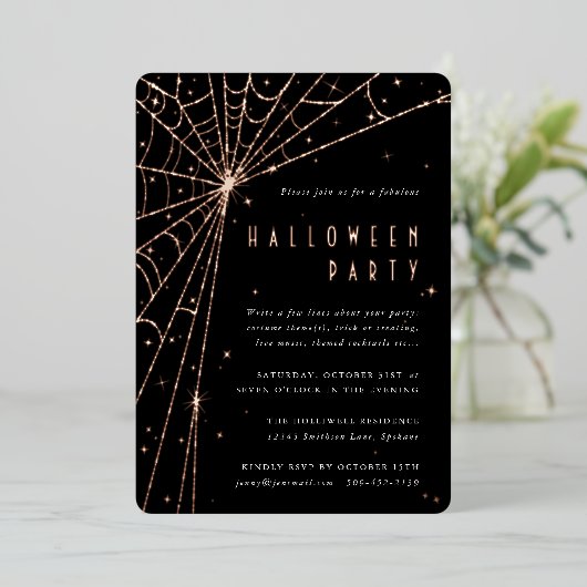 Elegant Black Spider Web Halloween Party Folie Uitnodiging (Staand Voorkant)