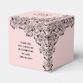 Elegant Black Swirls op Blush Pink Quinceañera Bedankdoosjes (Achterkant)