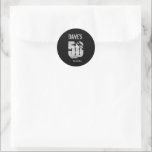 Elegant Black & White 50th Any Age Birthday Party Ronde Sticker<br><div class="desc">Elegant Wit Zwart Gepersonaliseerd 50ste Elke Verjaardagsfeest Classic Ronde Sticker</div>
