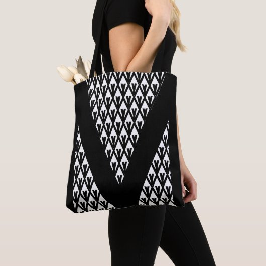 Elegant Black White Diamond Pattern Tote Bag (Dichtbij)