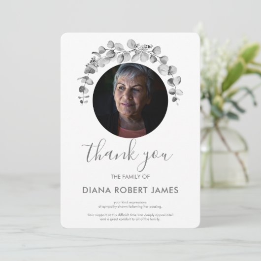 Elegant Black White Eucalyptus Fotosympathie Bedankkaart (Staand voorkant)
