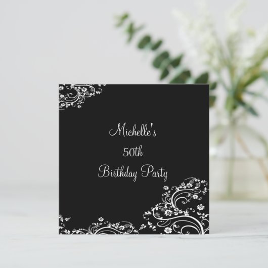 Elegant Black & White Floral 50th Birthday Party Kaart (Staand voorkant)