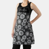 Elegant Black White Geometric Starburst Name Schort (Insitu)