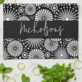 Elegant Black White Geometric Starburst Name Theedoek