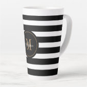 Elegant Black White Gold Script Monogram Latte Mok (Rechterhoek)