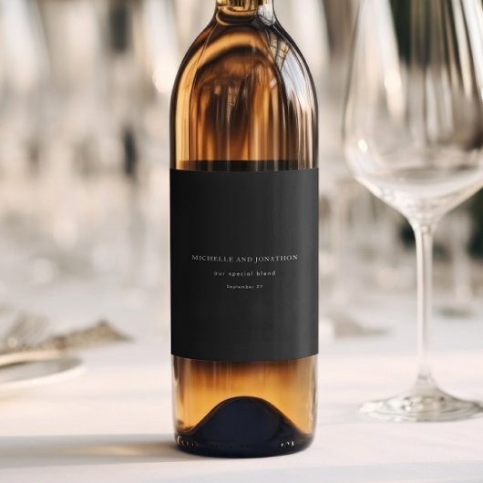 Elegant Black & White Modern Calligraphy Wedding Wijn Etiket