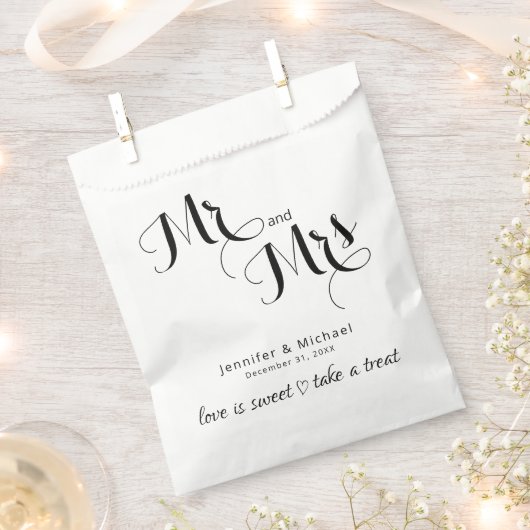 Elegant Black White Mr en Mrs Love is Sweet Bedankzakje (Geknipt)