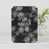 Elegant Black & White Roses Wedding Invitations Kaart (Staand voorkant)