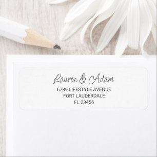 Elegant Black & White Script Weduwadres label