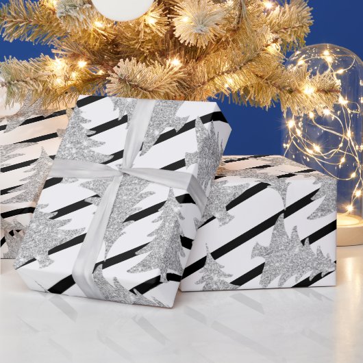 Elegant Black White Stripe Silver-kerstboom Cadeaupapier (Feestdagen)