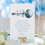 Elegant blauw Baby rammelaar jongen Baby shower Bedankkaart<br><div class="desc">Laat uw oprechte bedankt zien met deze elegante baby showers bedankkaart, met een charmante blauwe rammelillustratie en zachte, delicate lintdetails. Het lieflijke gedicht vanuit het perspectief van de baby voegt een persoonlijk tintje toe, perfect om waardering te tonen aan geliefden voor hun doordachte geschenken en goede wensen. Personaliseer het met...</div>