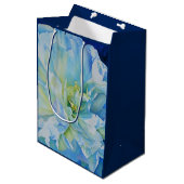 Elegant blauw blauwgroen bloemen waterverf medium cadeauzakje (Voorkant Gekanteld)