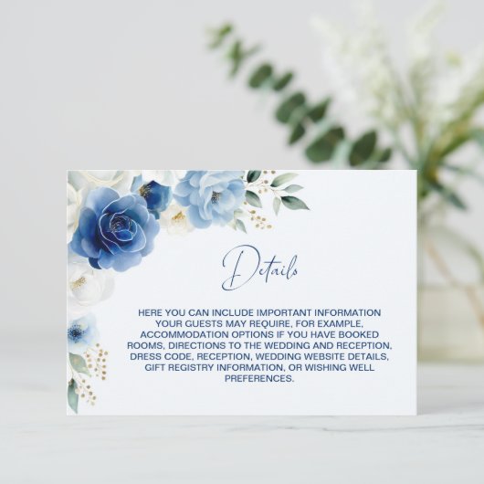 Elegant Blauw Bloemen Bruiloft Details Informatiekaartje (Staand voorkant)