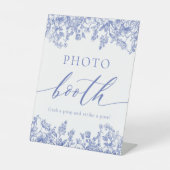 Elegant  Blauw Bloemen Foto Booth teken Reclamebord Met Voetstuk (Voorkant)