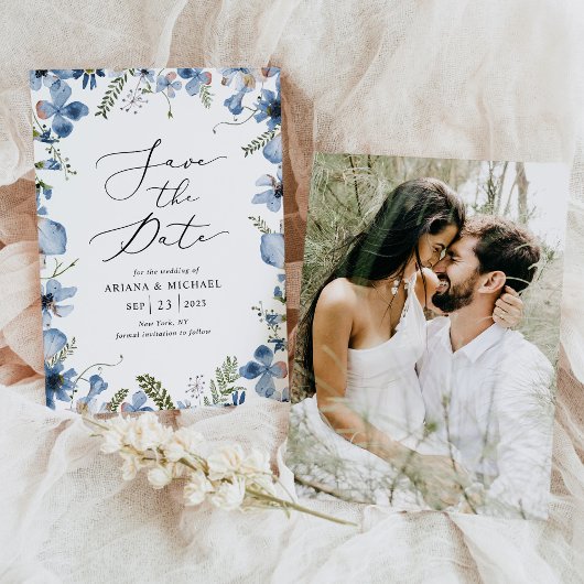 Elegant Blauw Bloemen Huwelijksfoto Save The Date Kaart