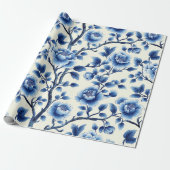 Elegant Blauw Chinoiserie Bloemenpatroon Ontwerp Cadeaupapier (Uitgerold)