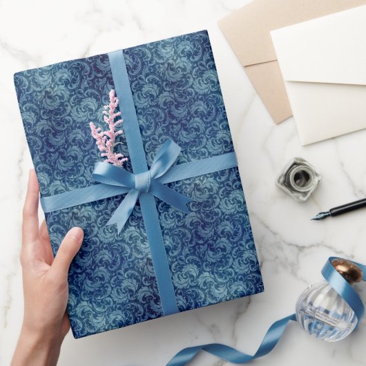 Elegant blauw Damaskpatroon Cadeaupapier (Geschenken)