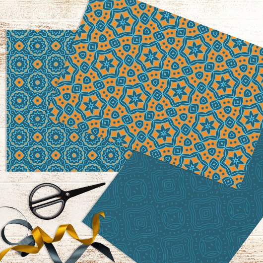 Elegant blauw en geel etnisch geometrisch patroon inpakpapier vel