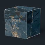 Elegant Blauw en Goud Bedankdoosjes<br><div class="desc">Mooie bloemen en gouden krullen over een donkerblauwe achtergrond. Personaliseer de tekst met slechts een paar klikken.</div>