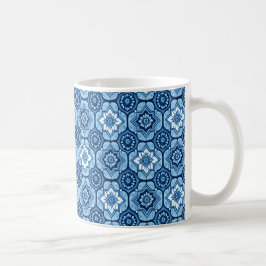 Elegant blauw geometrisch bloemenpatroon koffiemok